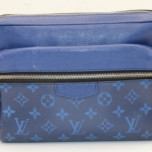 Louis Vuitton Cobalt Blue Taiga Leather Monogram Canvas Outdoor Messenger Bag - Picture 3 of 15
